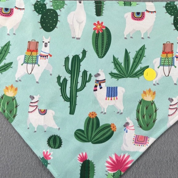 Dog Accessories Lot Seat Cover Harness Leashes Collars Bandana Puppies - Picture 3 of 7